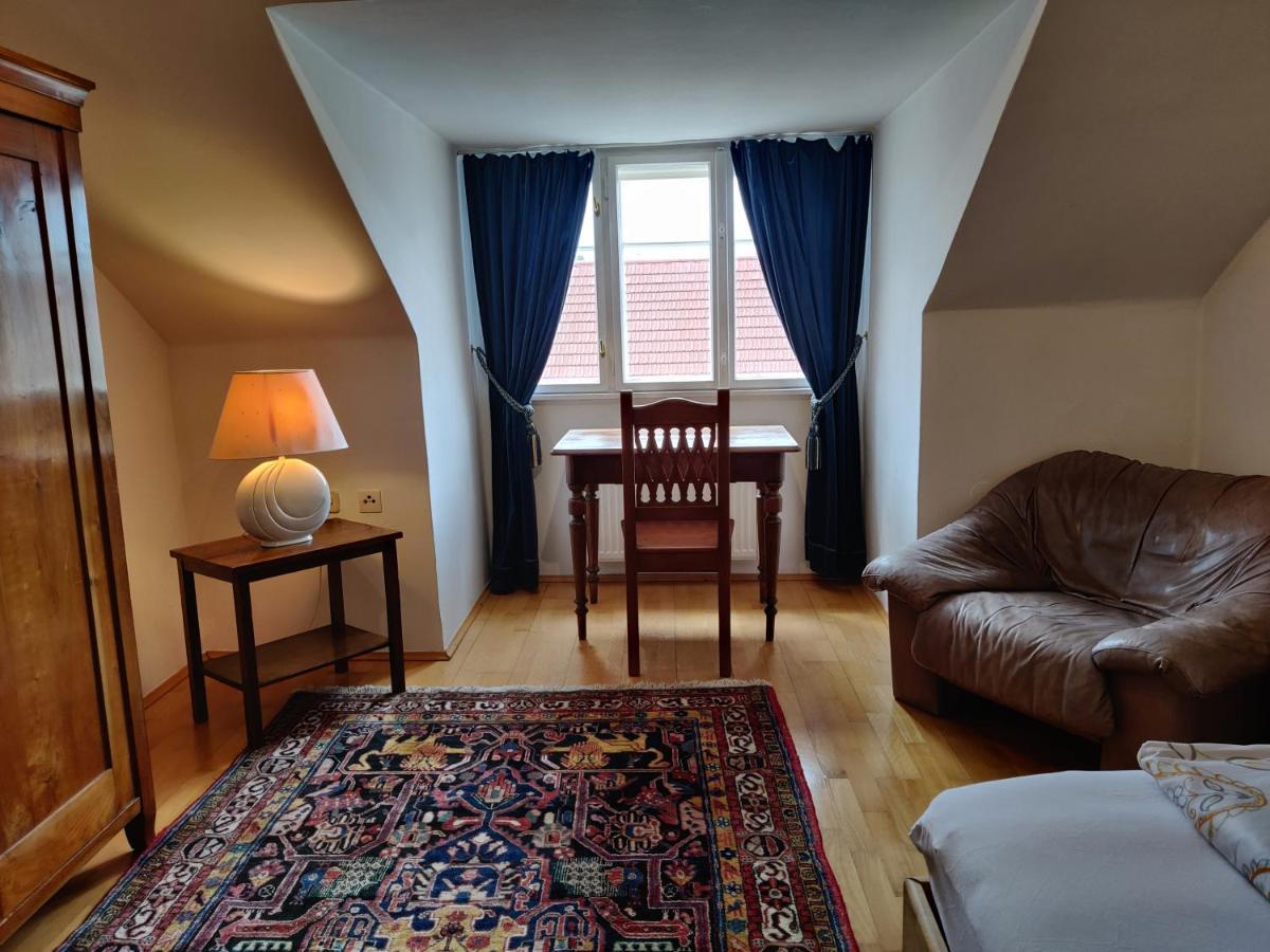 Ferienwohnung-Dachgeschoss Familie Mayer Krems Kültér fotó